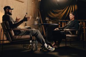 mk体育官网-名记调侃詹姆斯：失误片段不会放进播客 球场大脑不在芝加哥