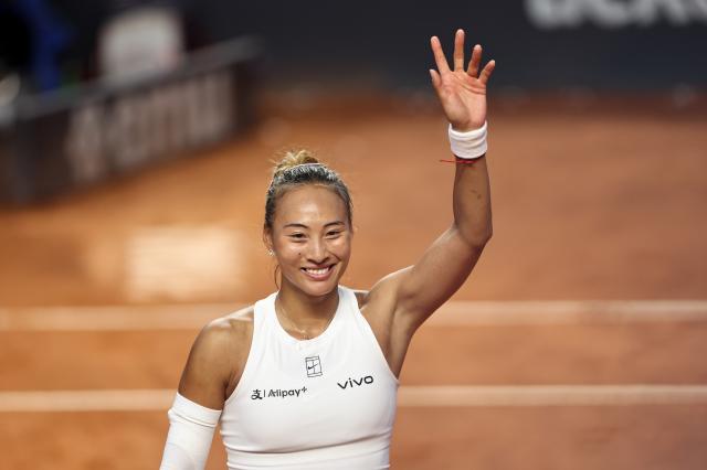 mk体育下载-张奔斗：稳定压倒一切，郑钦文再战萨巴伦卡