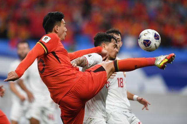 mk体育官网-​国足“木匠”连线实属早有预谋 拜合拉木自评5分