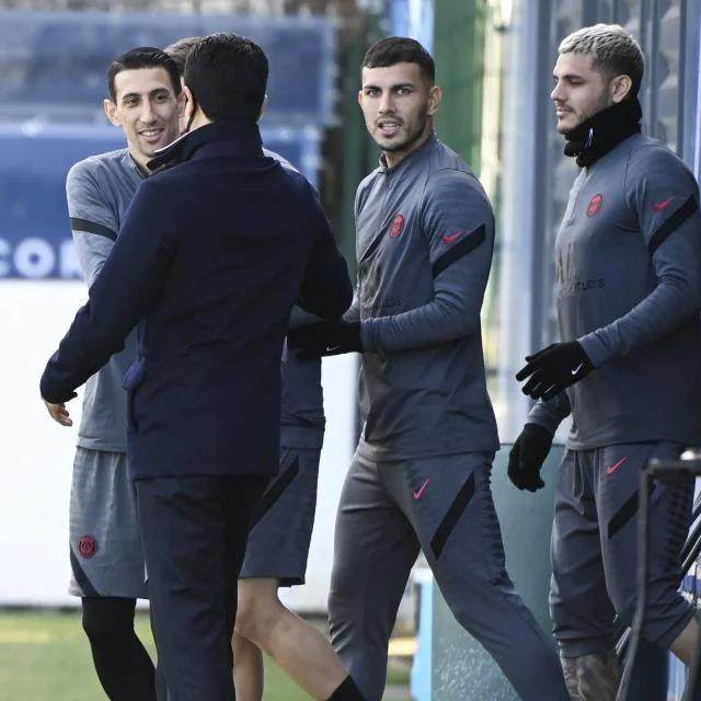 mk体育-撇天使扫二弟弃梅西舔狗 巴黎欲解散队中阿根廷帮